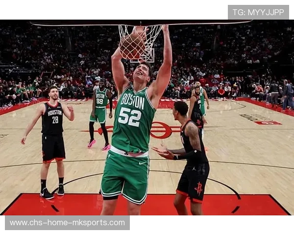 凯尔特人夹击到位，火箭失误增多